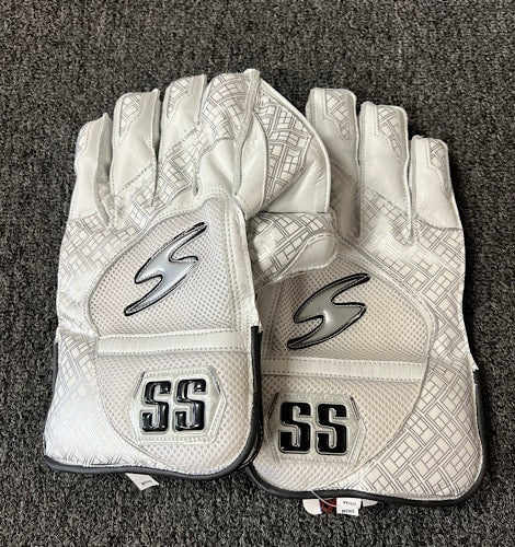 SS Wicket Keeping Gloves Platino