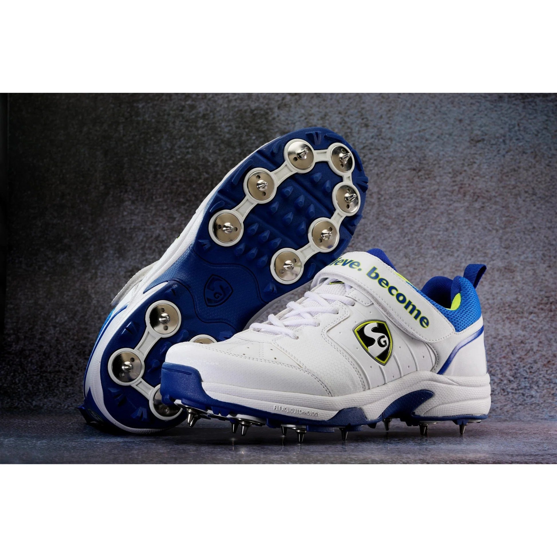 Zapatos De Cricket SG Pro Kick Spinner Para Hombre - Suela PVC Antideslizante, Material Sintético Transpirable