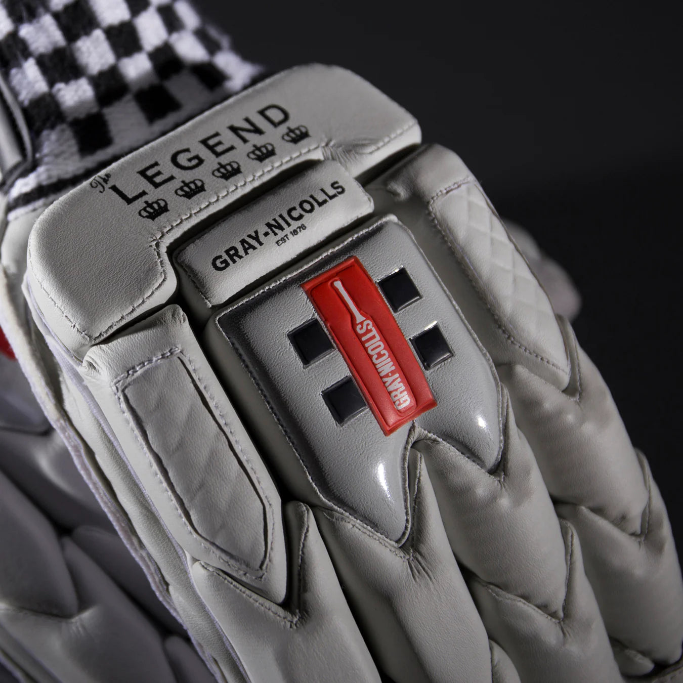 GRAY NICOLLS LEGEND BATTING GLOVES