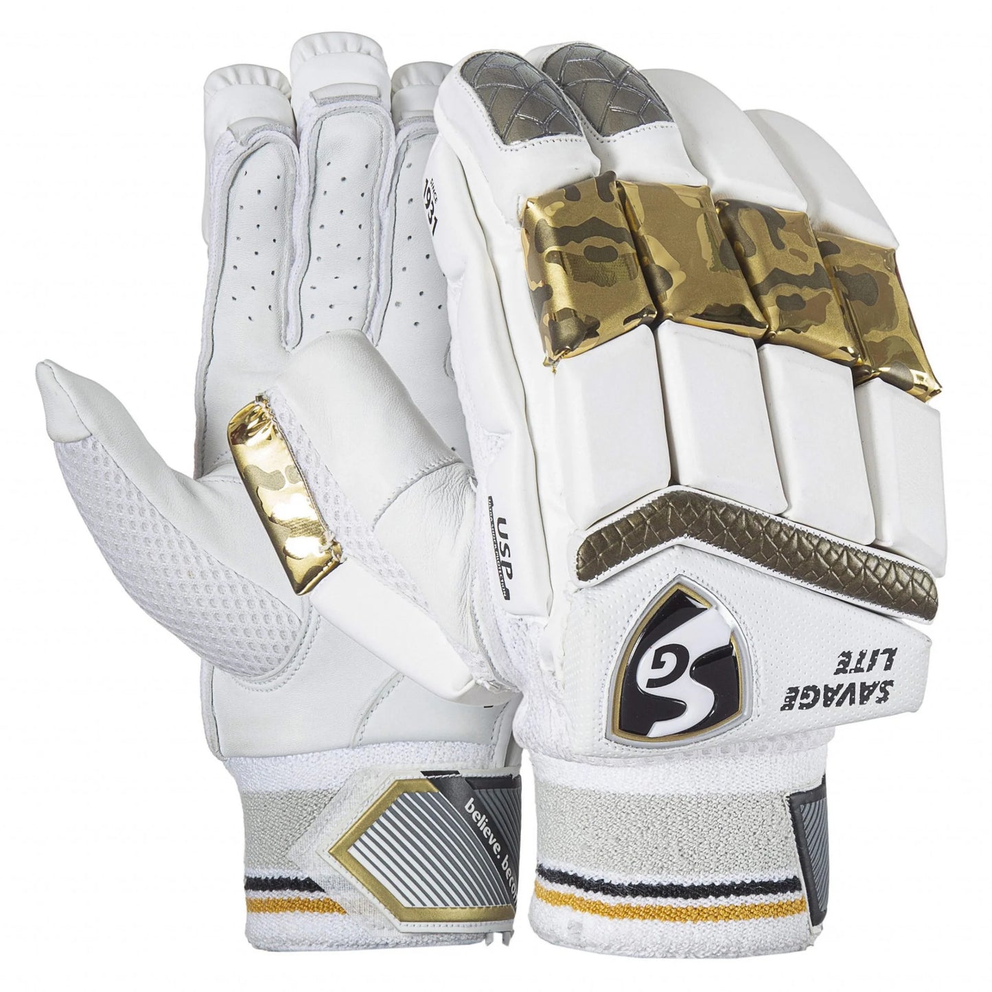 SG Savage Lite Batting Gloves(2024)