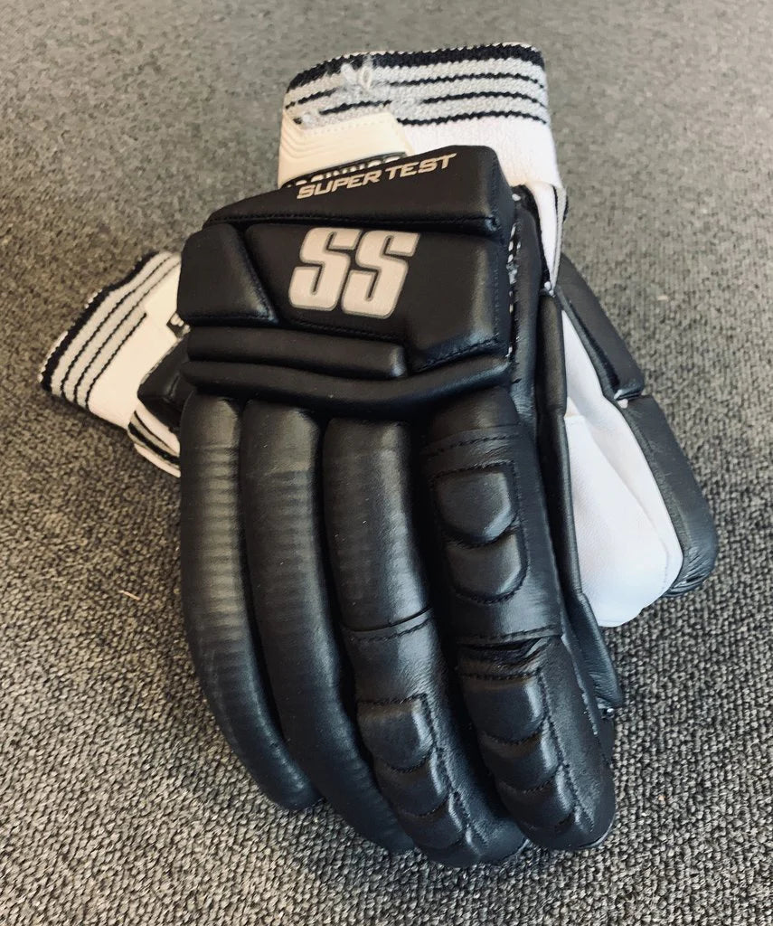 SS BATTING GLOVES SUPERTEST 2023